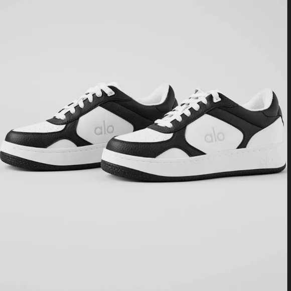 ALO Yoga Black and White Athletic Sneakers - Picture 1 of 7
